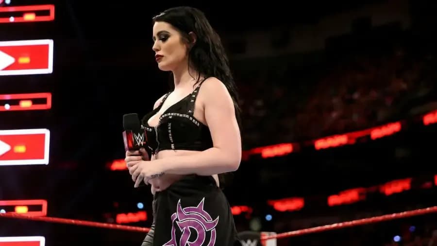 https://cultaholic.com/files/images/e7e458d4ffc5967e016387955c7f6596c975c8f1-Paige.jpg