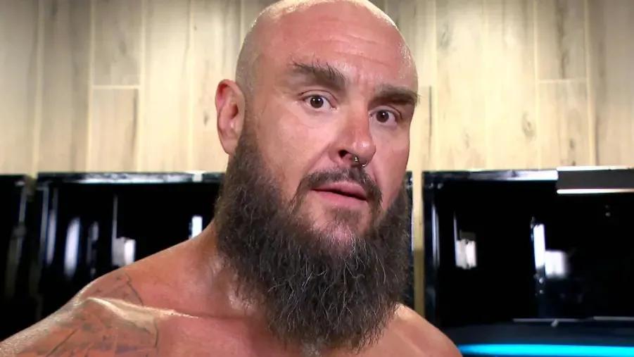 Braun Strowman Backstage WWE 2022.jpg