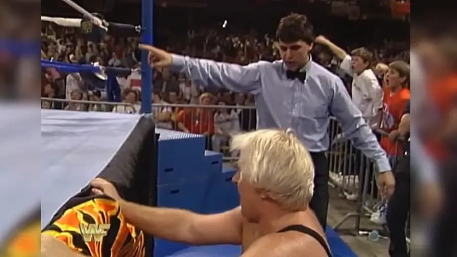 https://cultaholic.com/files/images/1c5de29c5733441ccc6b5fc10b41a08164ada4bc-shane-mcmahon-bobby-heenan-survivor-series-1989.jpg