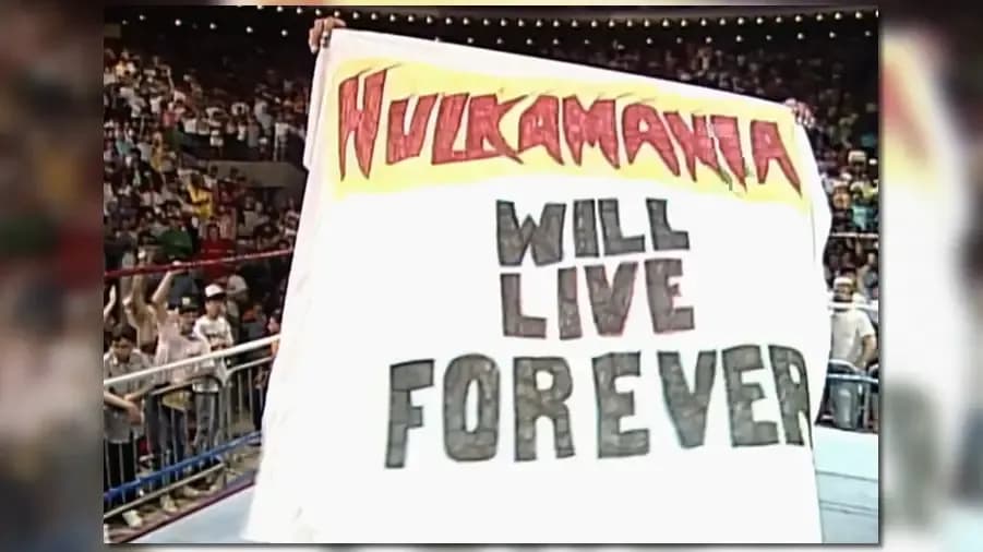 https://cultaholic.com/files/images/2a56f1b60a6b94606eb852b3d2113e5223545e87-hulk-hogan-royal-rumble-1990.jpg