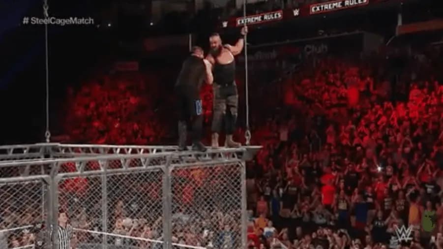 https://cultaholic.com/files/images/3a88bc42039223ebc9555f2be14dd85166224870-KEVIN-OWENS-BRAUN-STROWMAN-EXTREME-RULES-2018.gif