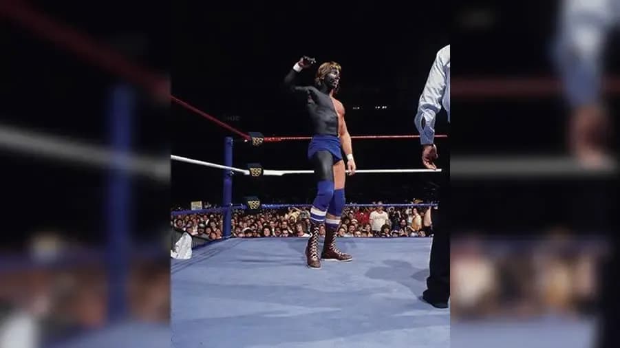 https://cultaholic.com/files/images/ad4fcfc7c95409b0567f46a23dc18d0dee42e7a1-roddy-piper-wrestlemania-6.jpg
