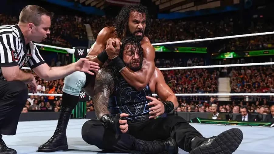 https://cultaholic.com/files/images/f1a0c55cd721b3c0a2a52482bad5c30116108831-jinder-mahal-roman-reigns.jpg