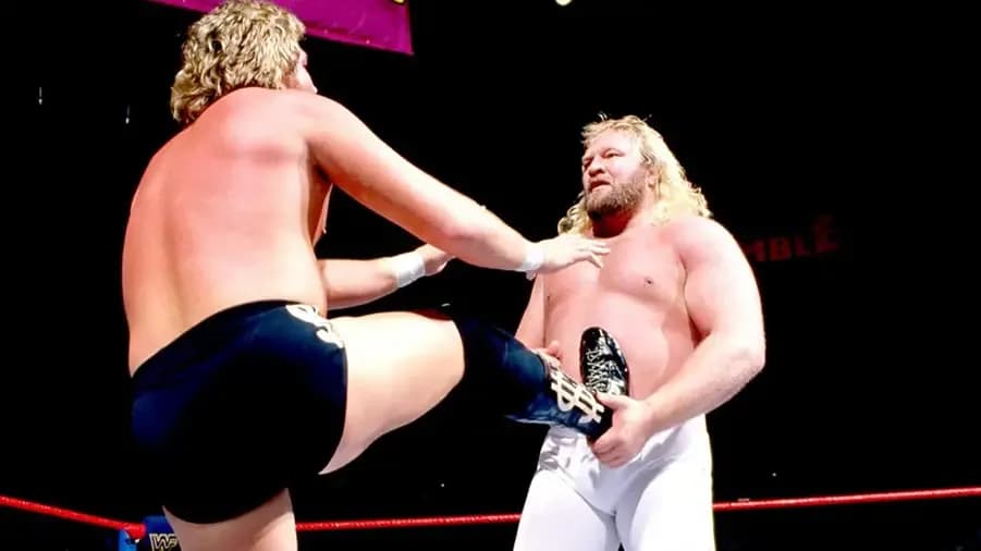 https://cultaholic.com/files/images/fe03ef71e4fa9fe0eba08987e51ccde93624491e-JOHN-STUDD-TED-DIBIASE-ROYAL-RUMBLE-1989.jpg